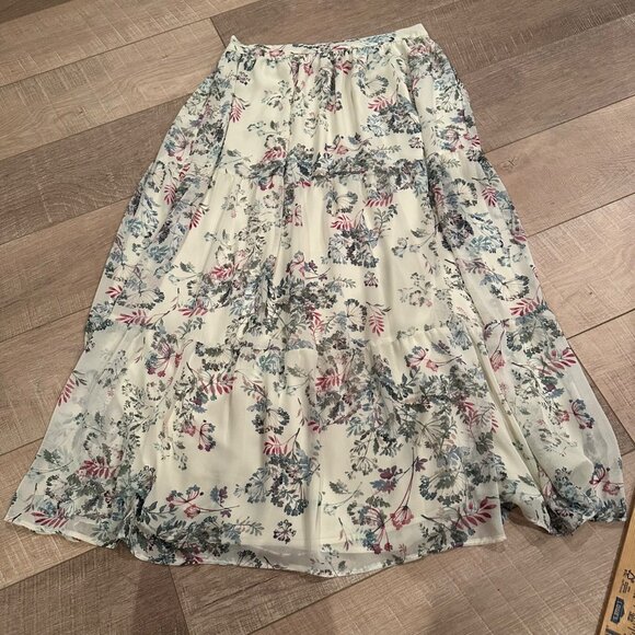 Vince Camuto Dresses & Skirts - VINCE CAMUTO PINK FLORAL WOMENS SKIRT SIZE SMALL